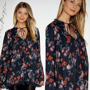 Free People Crepe Size Large Navy Floral Boho Tunic Top